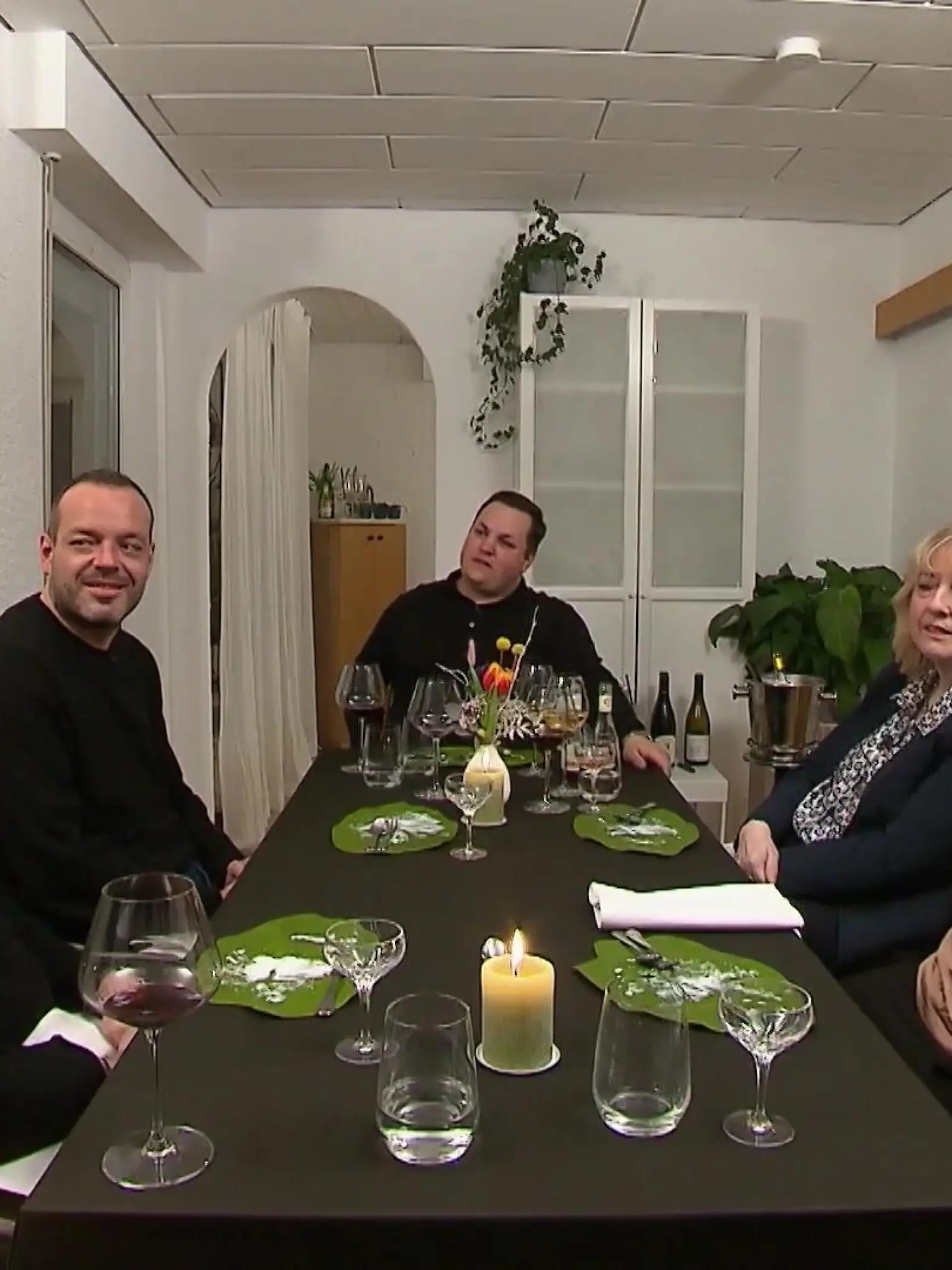 Bild zu: "Der Profi bei „Das perfekte Dinner“ ist enttarnt"