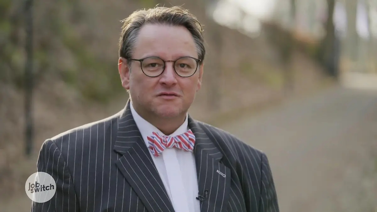 Ingo stellt sich einer Challenge Butler-Schule