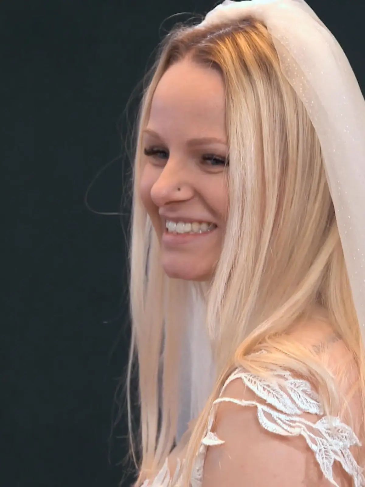 Bild zu: "Kann Manus zweite Kleid das erste überhaupt toppen?"
