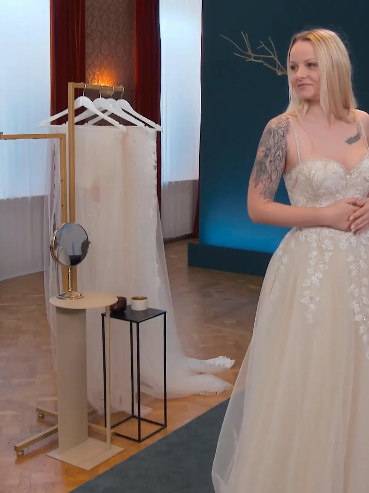 Bild zu: ""Schönes Kleid, aber es wirkt nicht""