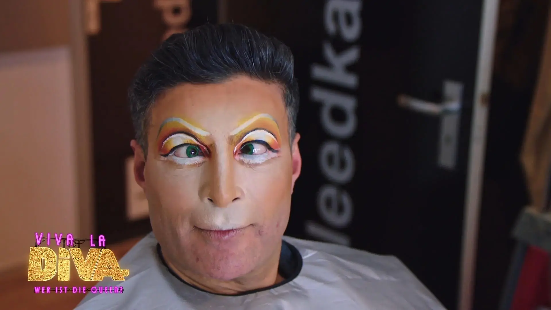 Spaßvogel Sükrü genießt die Verwandlung zur Drag Queen "Boobie Gold" bei "Viva la Diva"