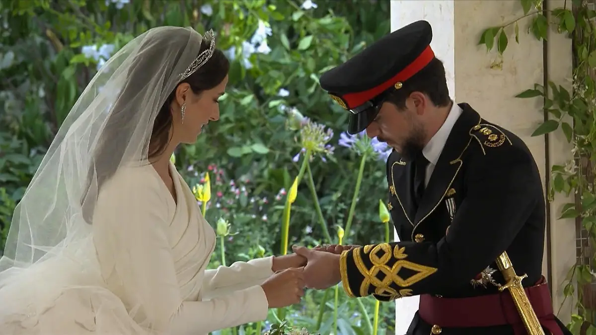 Kronprinz Hussein und Rajwa Khalid Alseif haben Ja gesagt Royale Märchenhochzeit