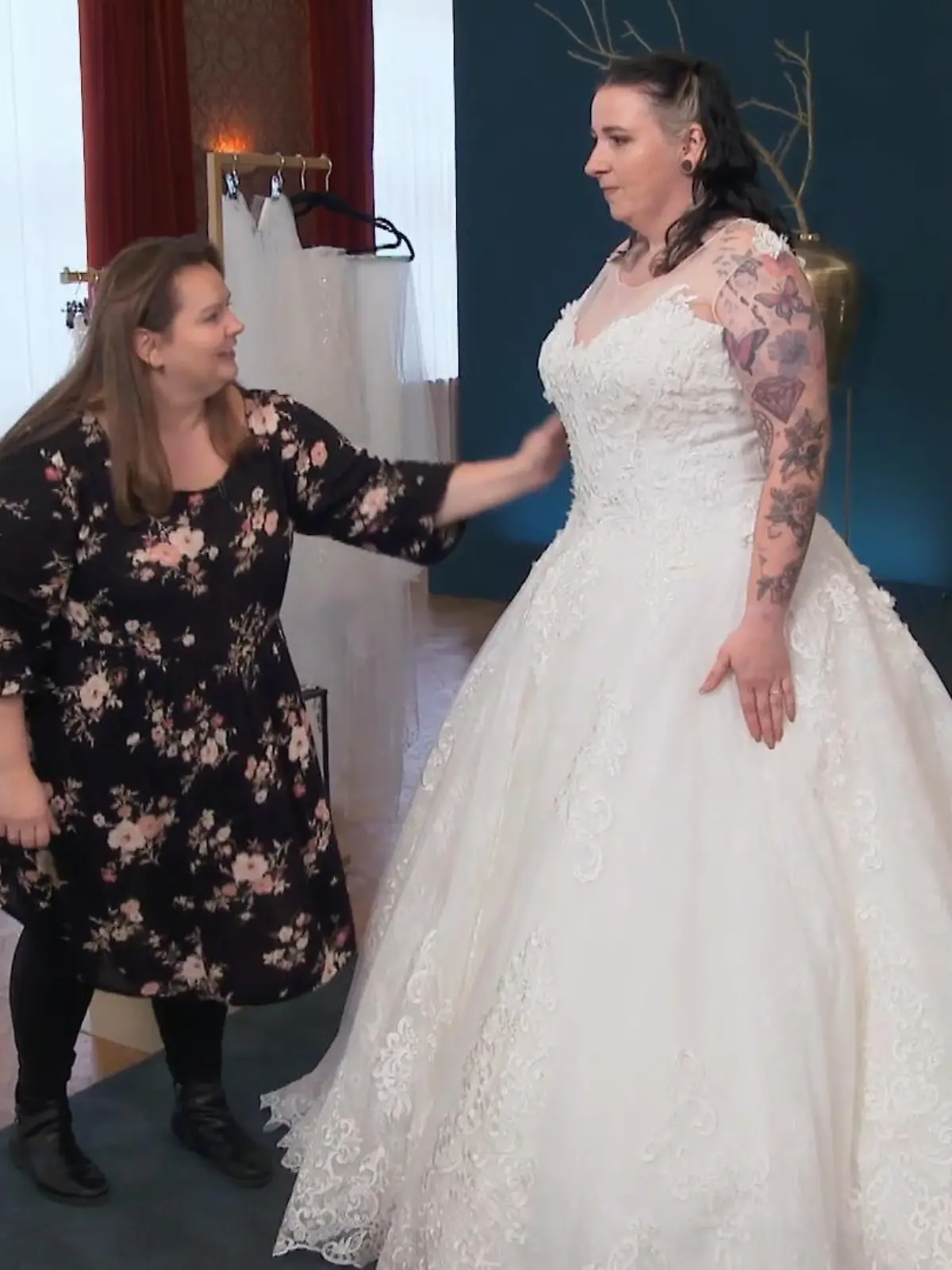 Bild zu: ""Es ist verdammt viel Kleid!""
