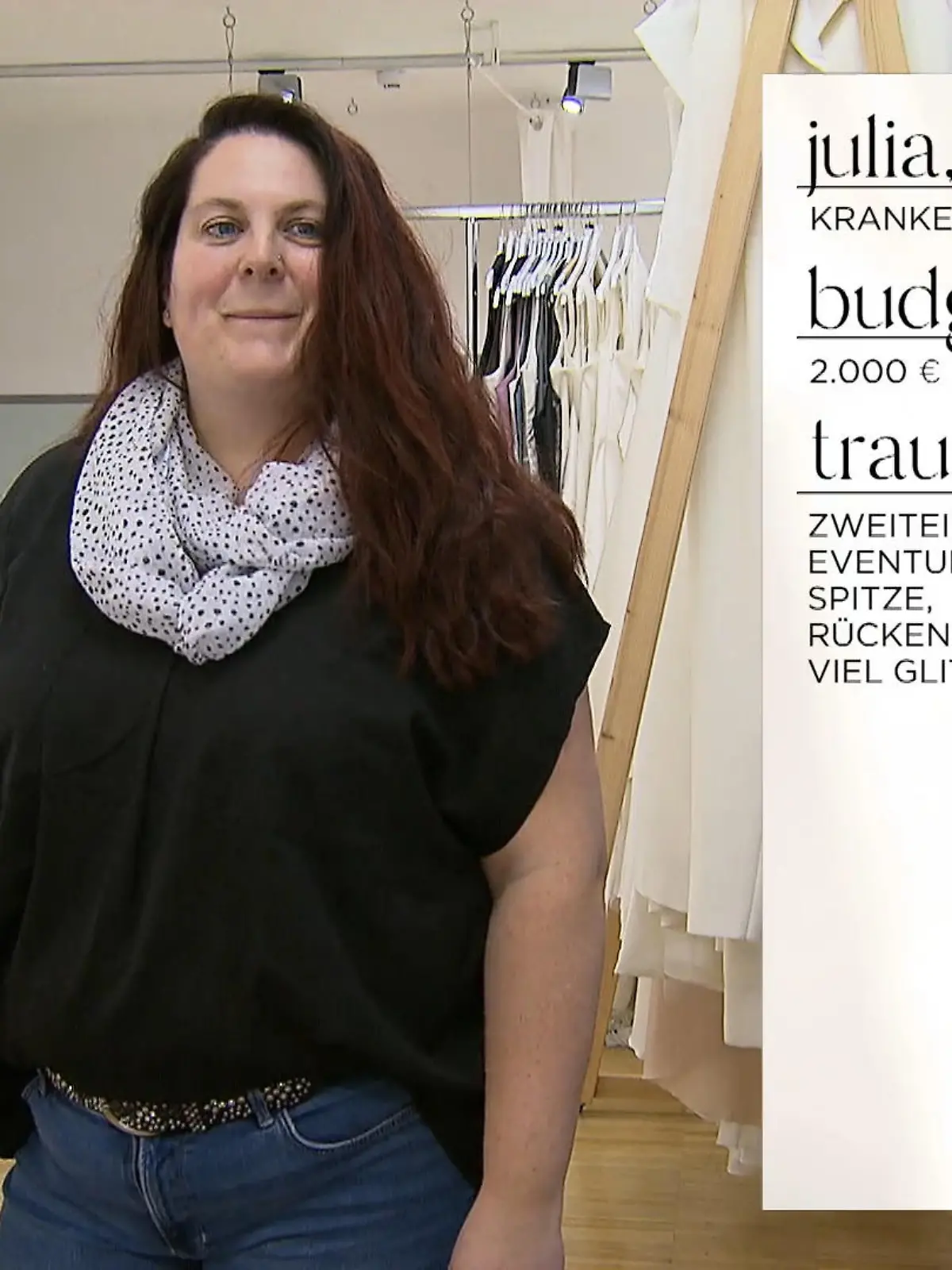 Bild zu: "Wird Braut Julia ein Kleid anprobieren?"