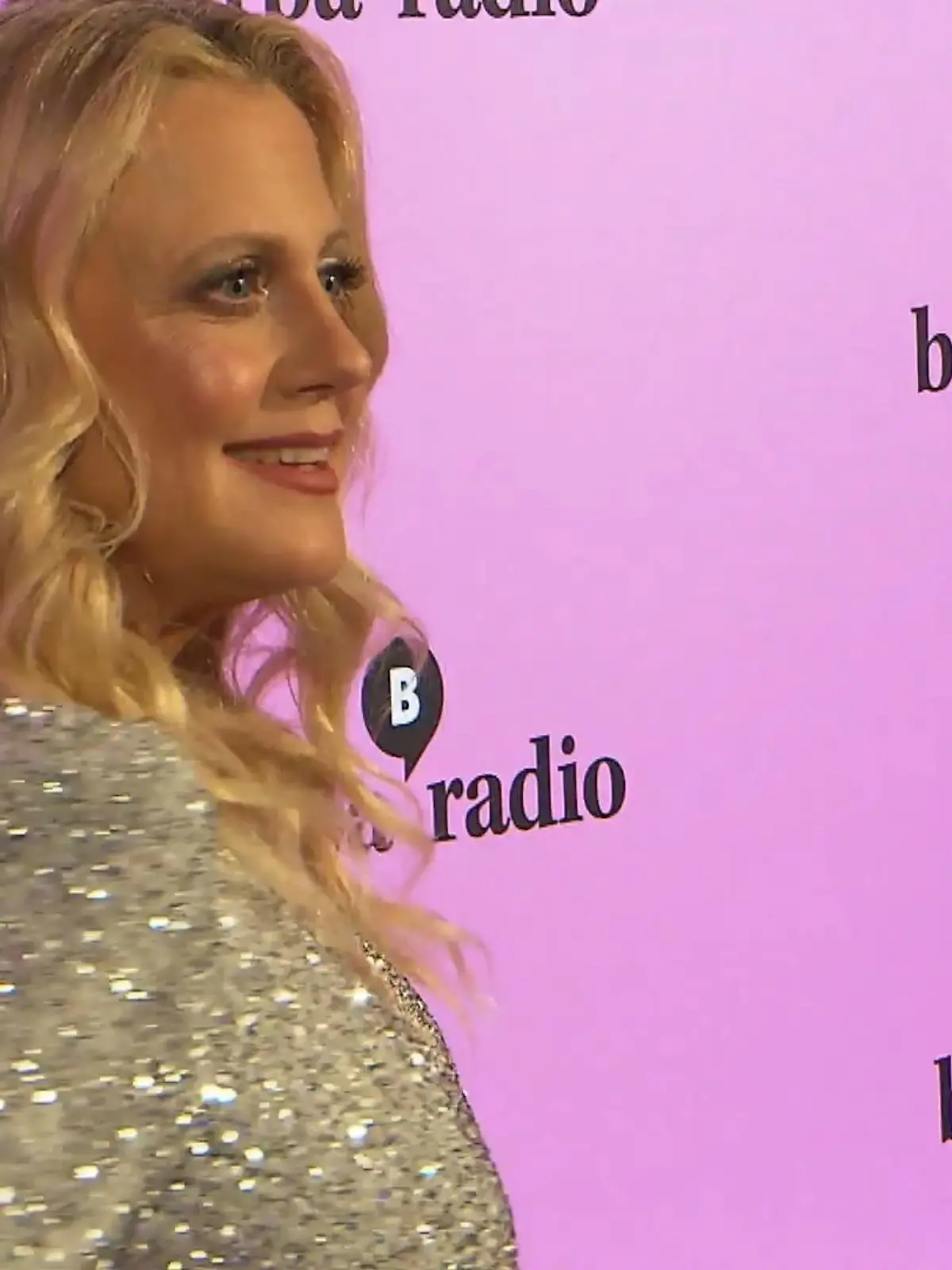 Bild zu: "Barbara Schöneberger hat einen geheimen Spickzettel"