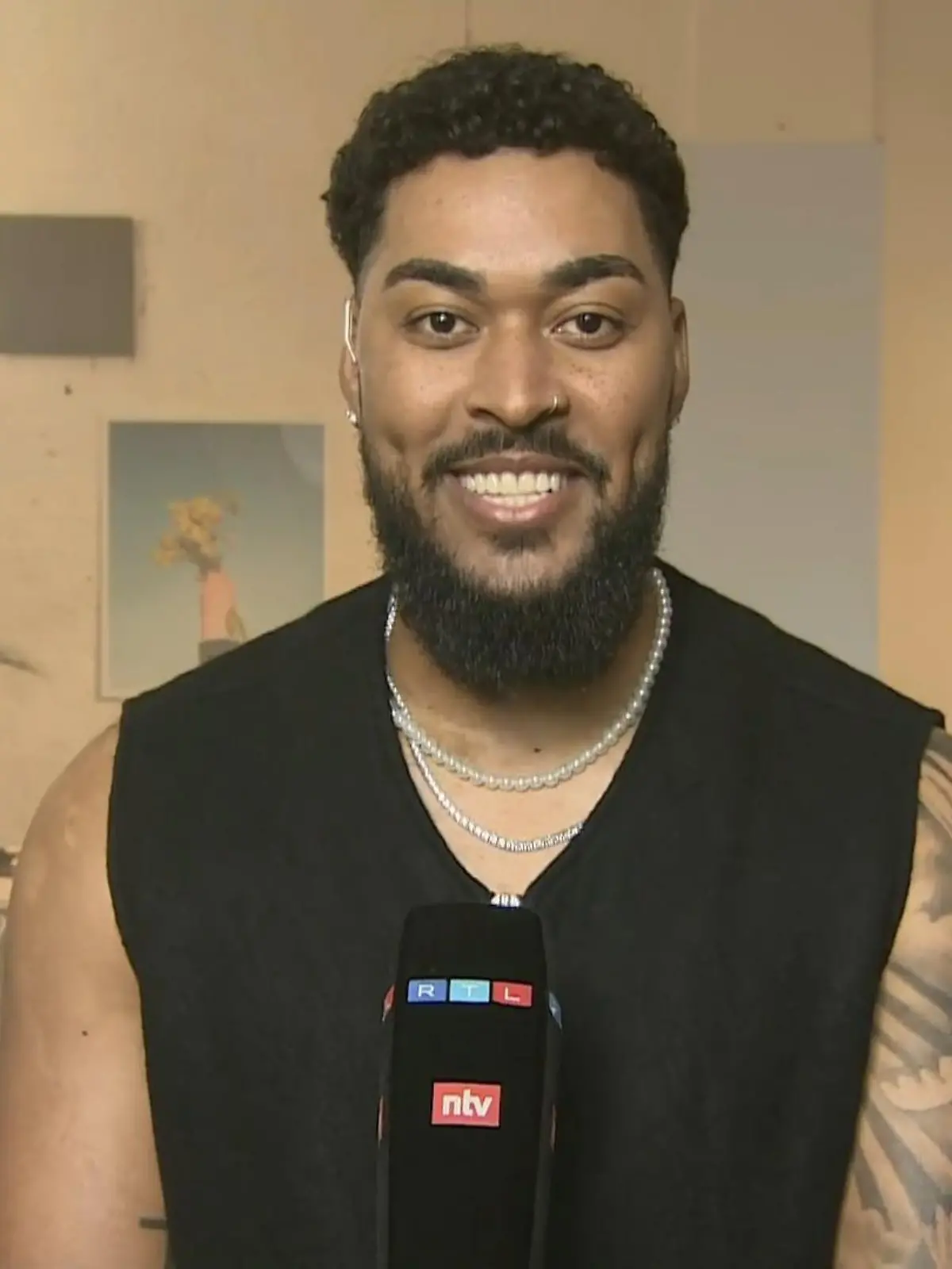 Bild zu: "So geht's Sem Eisinger als frischgebackener Superstar"