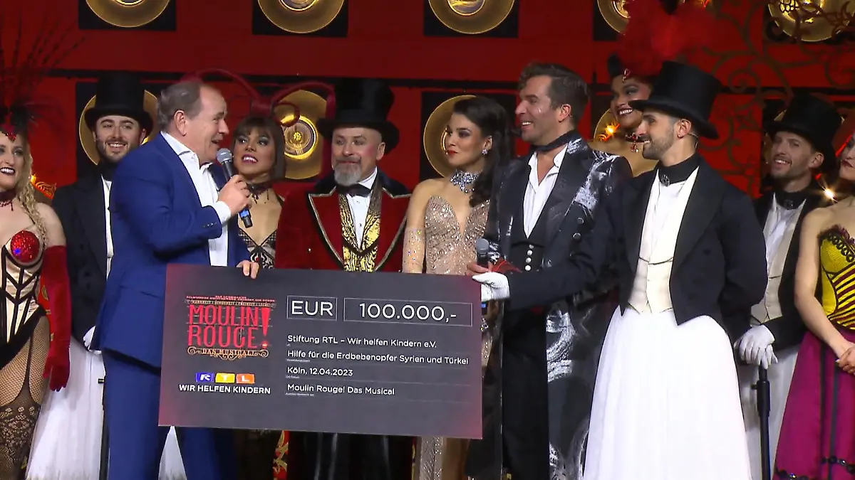 Danke an das ganze "Moulin Rouge!"-Ensemble! 100.000 Euro Erdbebenhilfe