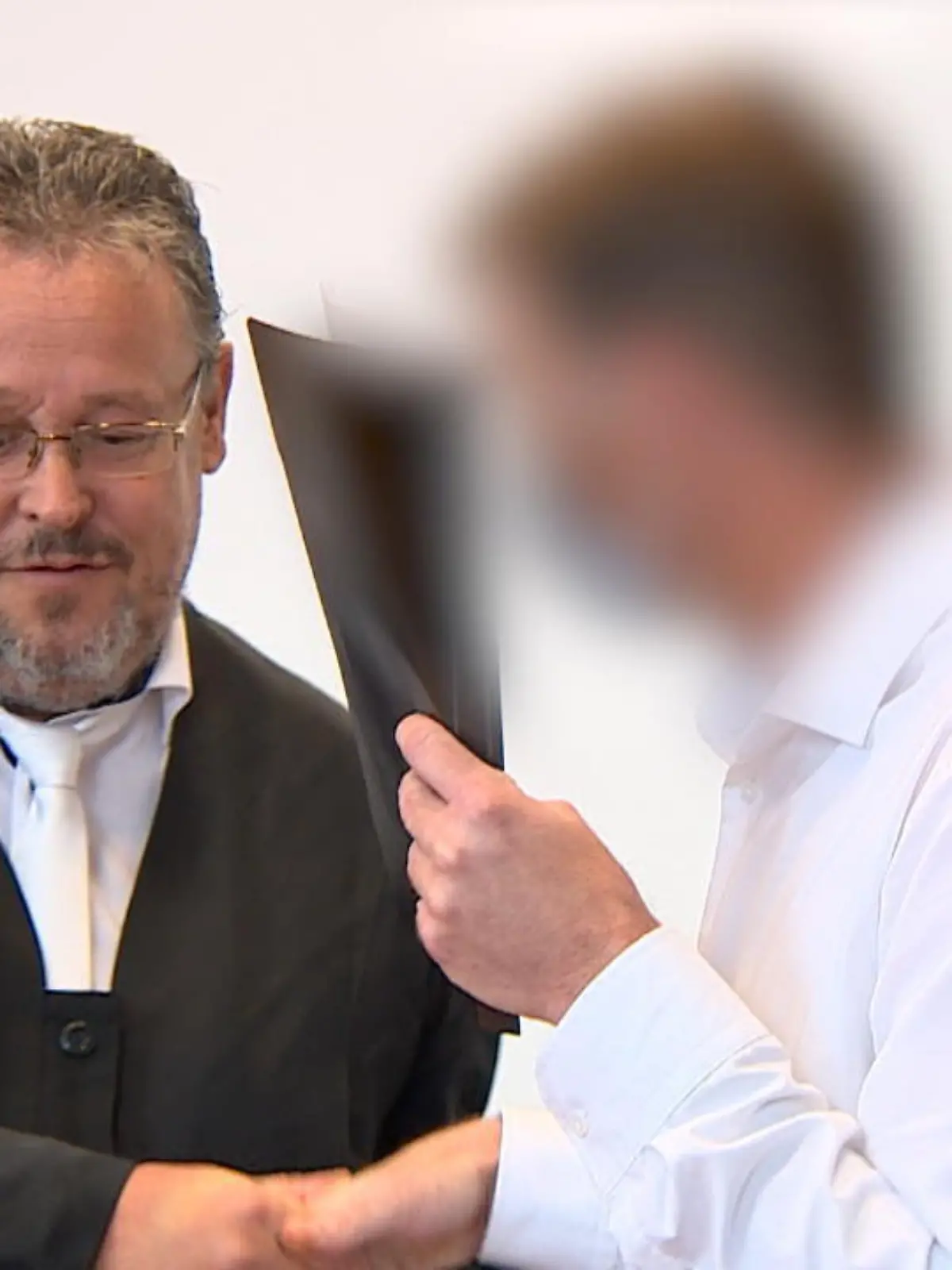 Bild zu: "Knast für Vater"