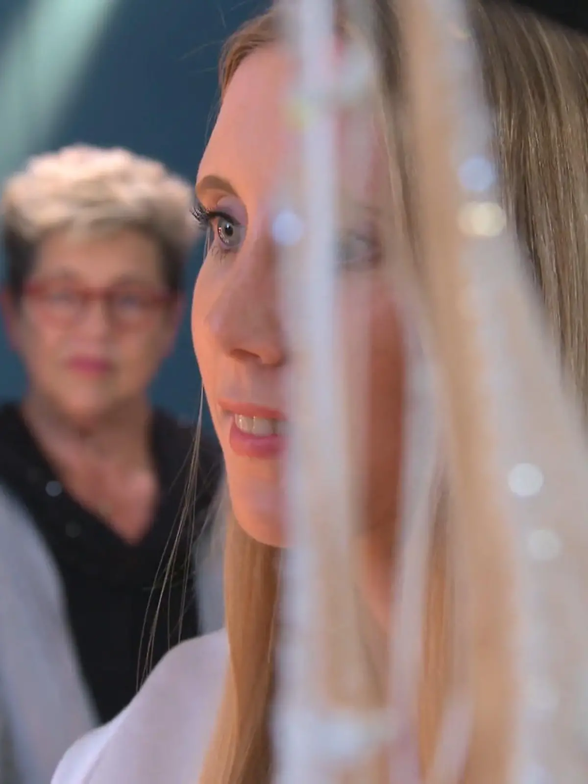 Bild zu: "Kann die Braut sich doch noch entscheiden?"