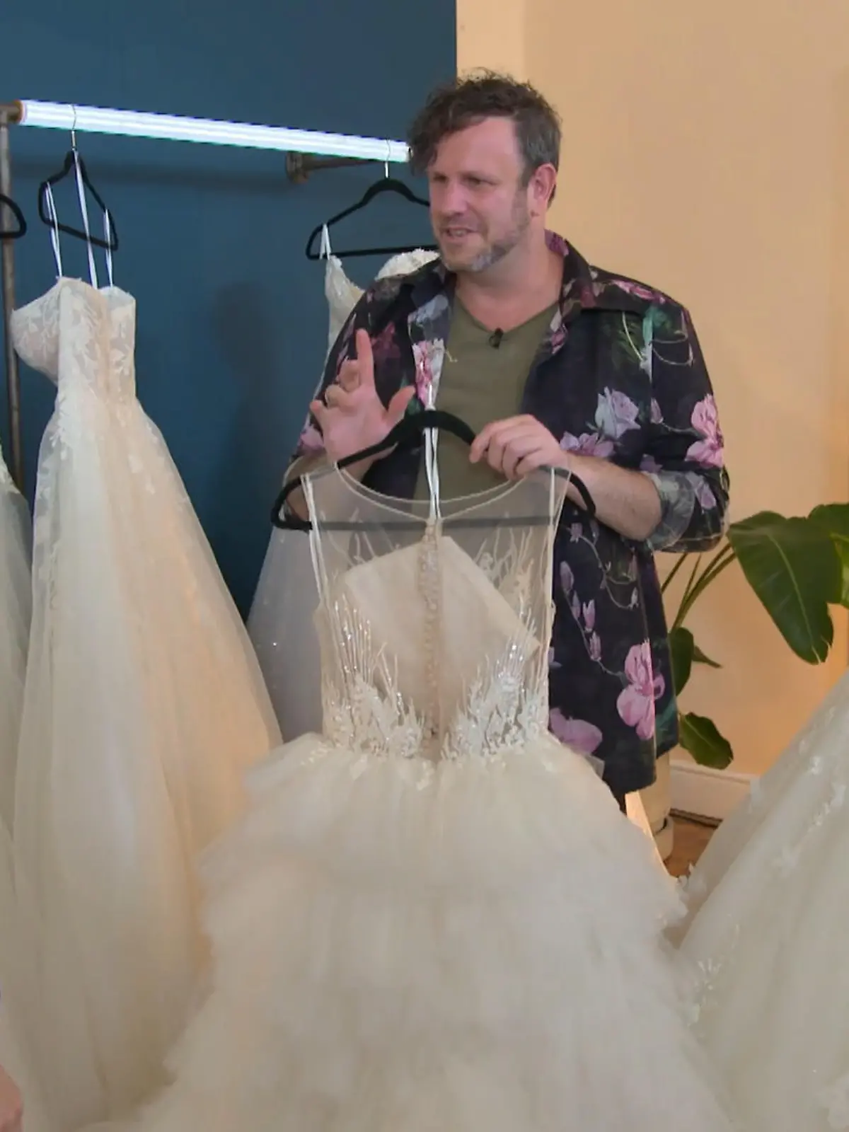 Bild zu: "Zu rosa, zu schlicht, so ewas nicht: Lara-Marie sortiert aus"