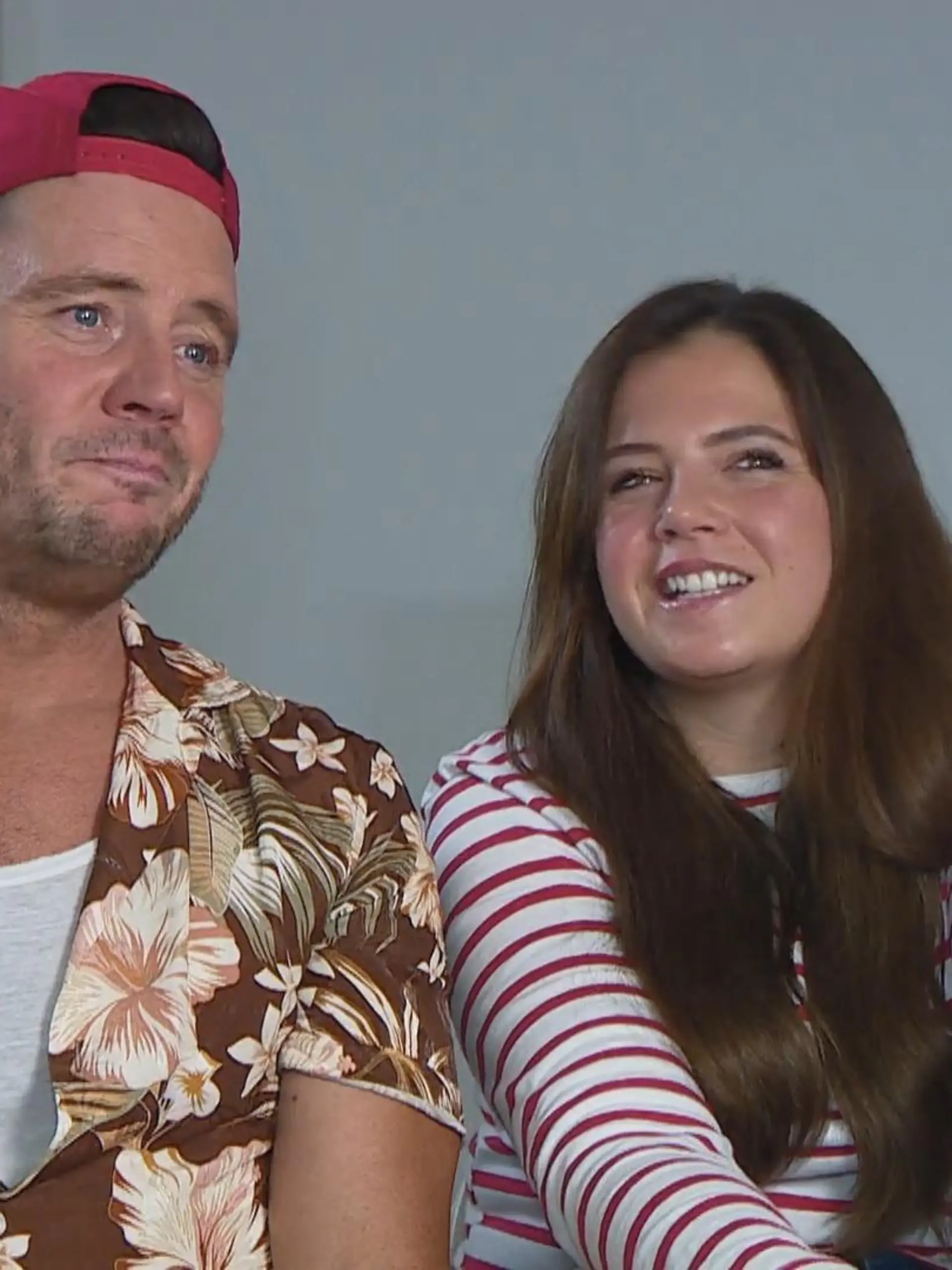 Bild zu: "Emily liebt ihren Stefan abgöttisch"