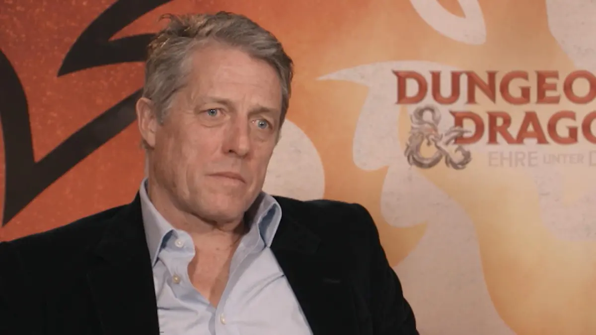 Hugh Grant vergleicht sich mit Hodensack "Sehe aus wie ein Scrotum!"