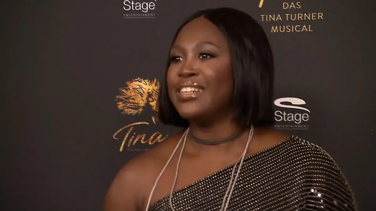 Motsi Mabuse freut sich auf das Treffen mit König Charles Große Ehre für "Let's Dance"-Star
