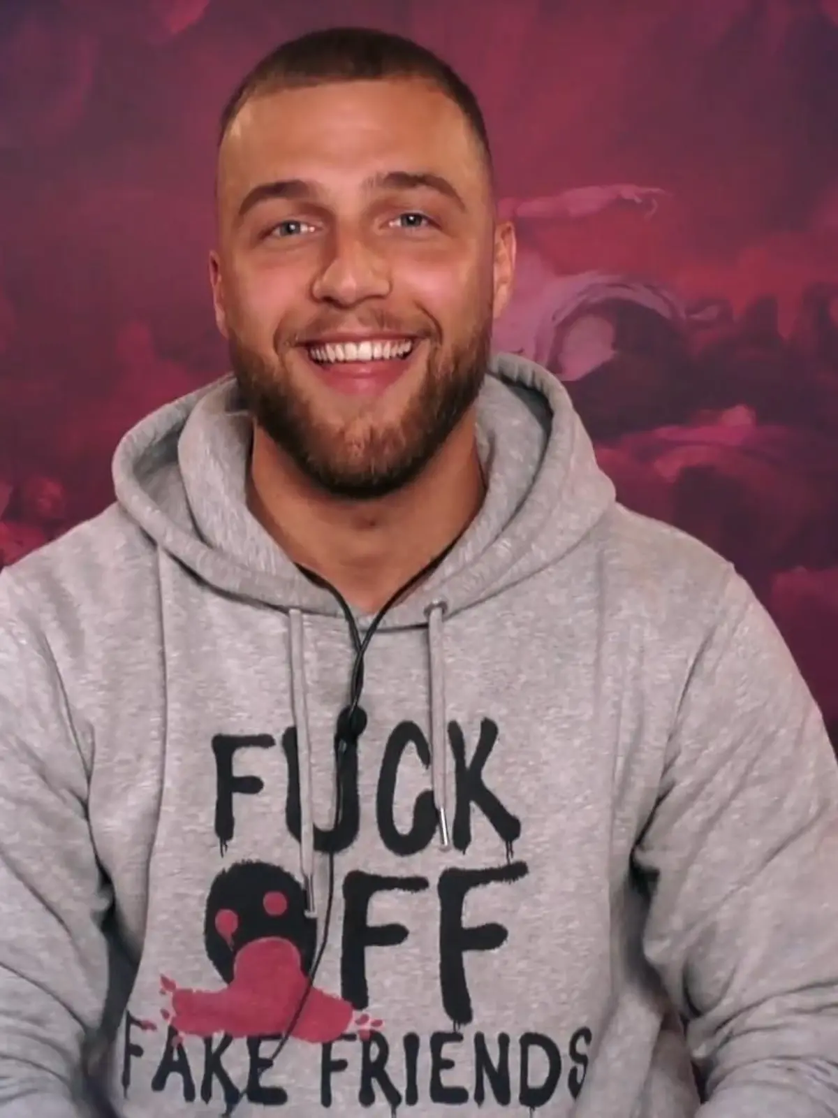 Bild zu: "Bachelorette-Boy Filip Pavlovic hat immer Witze auf Lager"