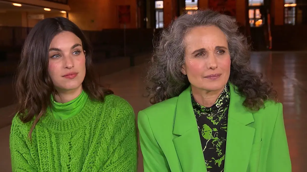 Andie MacDowell hat ein Faible für Schimpfwörter Exklusives Interview