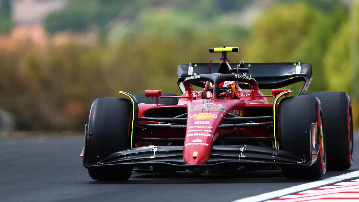 BUDAPEST, HUNGARY - JULY 29: Carlos Sainz of Spain driving (55) the Ferrari F1-75 on track during practice ahead of the F1 Grand Prix of Hungary at Hungaroring on July 29, 2022 in Budapest, Hungary. (Photo by Francois Nel/Getty Images)