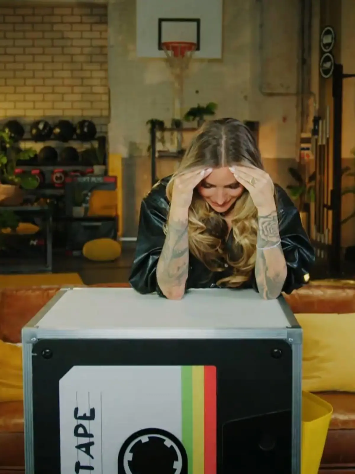 Bild zu: "Sophia Thomalla verzweifelt an Rammstein-Texten"