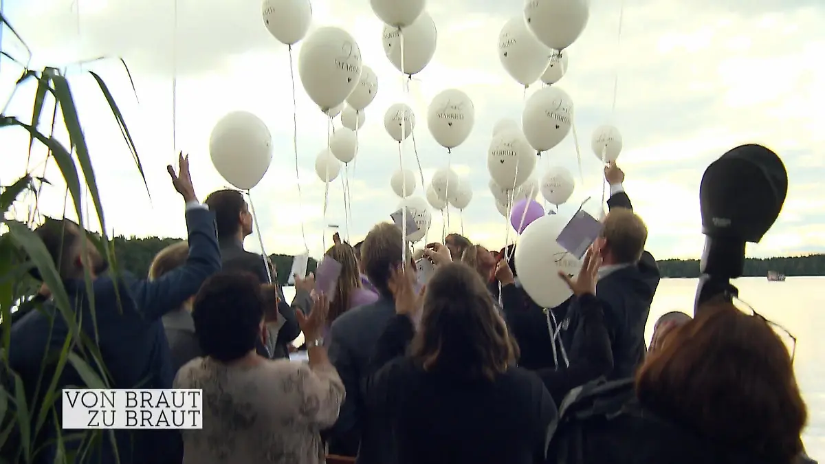 "Wir bleiben wach bis die Wolken wieder lila sind" Die Party kann beginnen