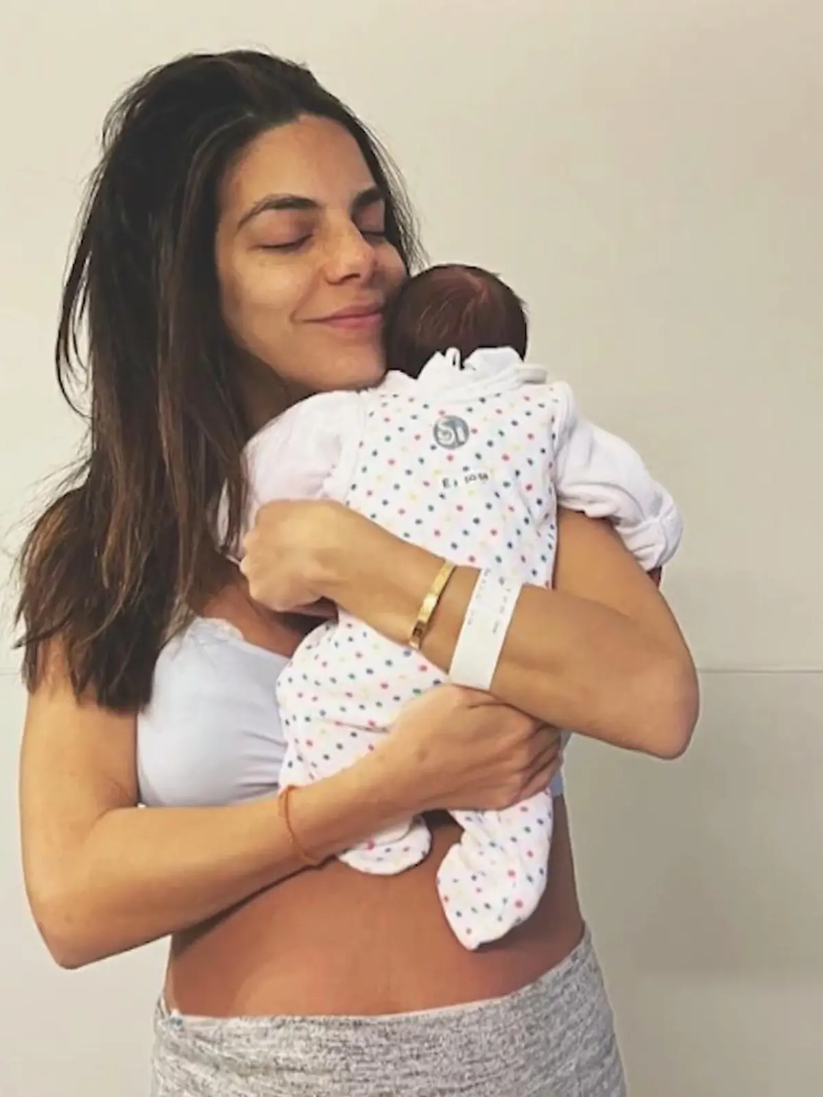 Bild zu: "Lilli Hollunder: 2. Baby ist da"