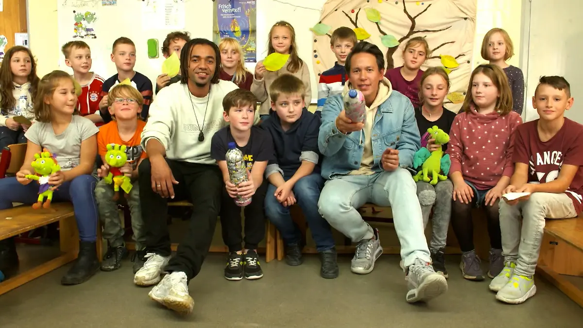 Culcha Candela machen mit beim Umweltschutz-Unterricht Grüne Bildung