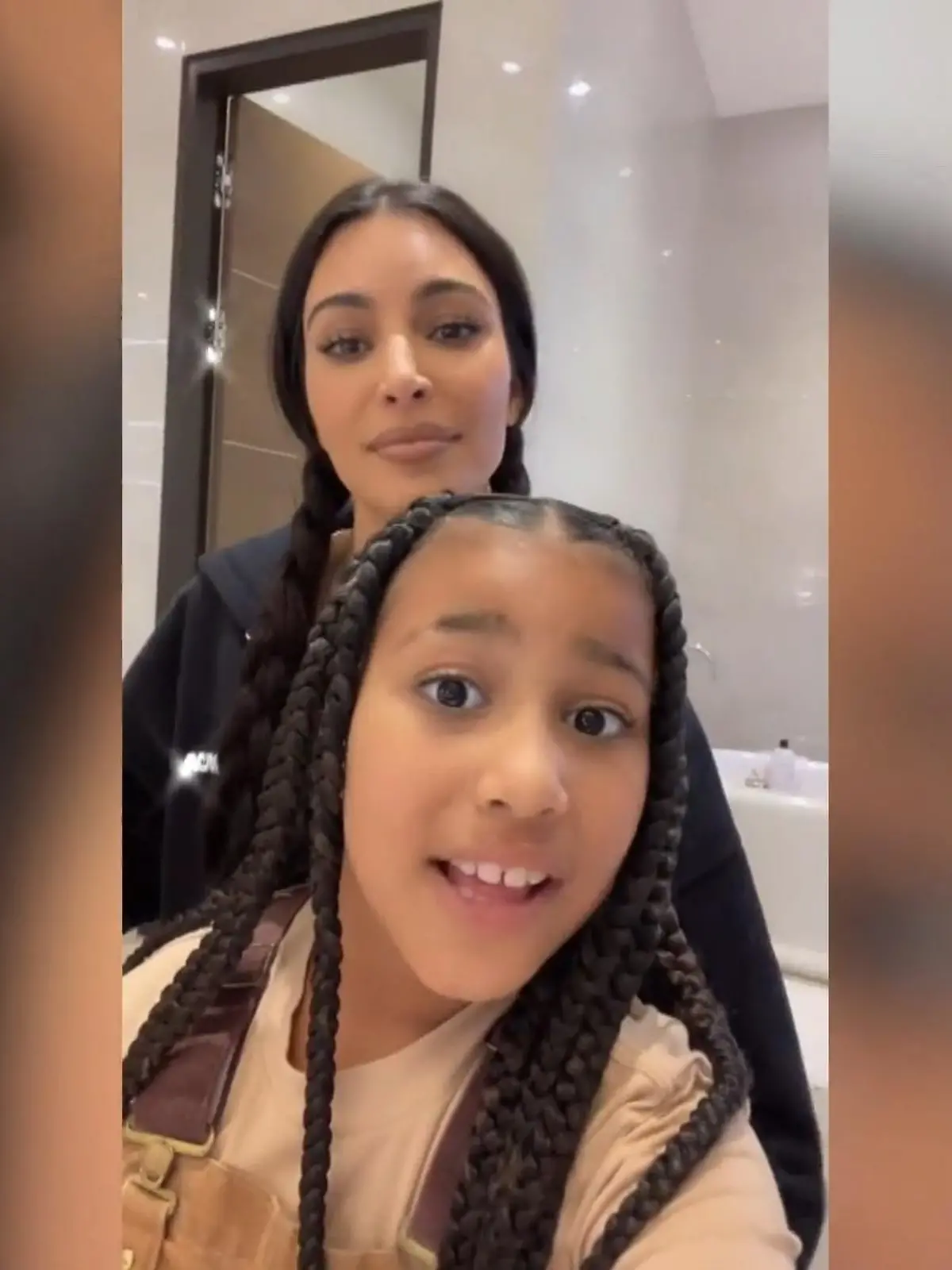 Bild zu: "Kim Kardashians Tochter North hat eine eigene Beauty-Routine"