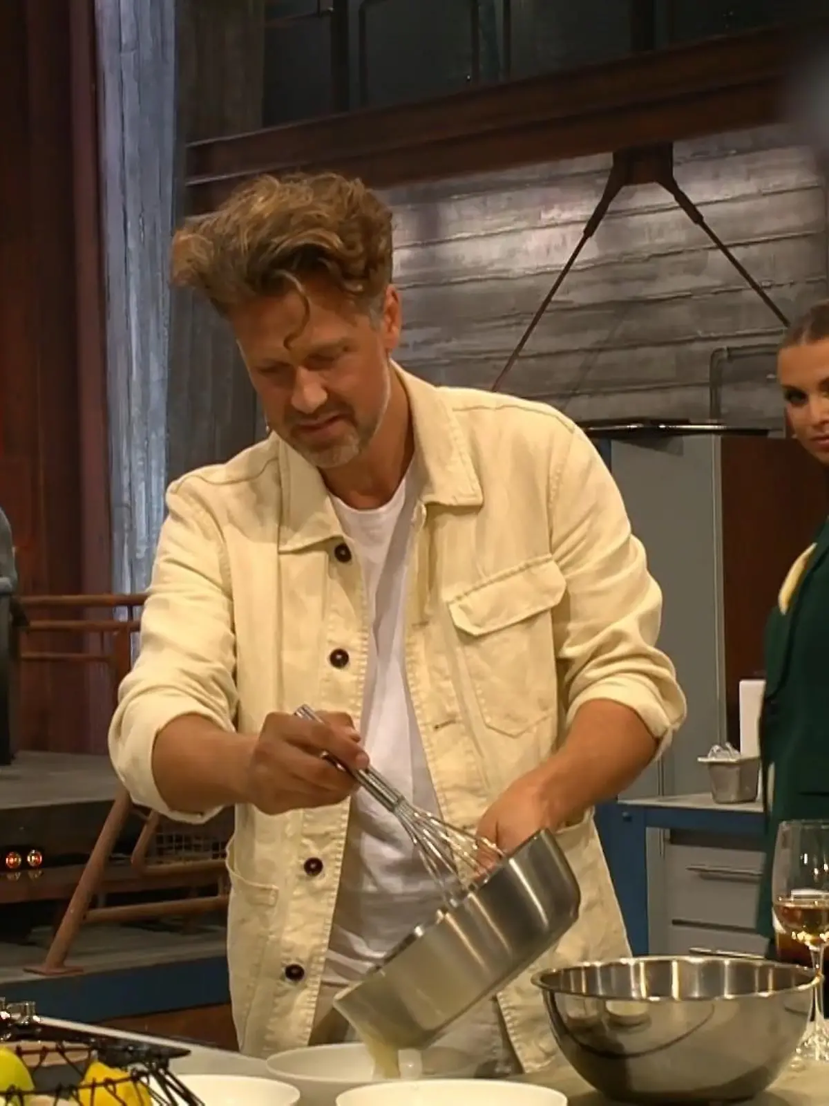 Bild zu: "Wayne Carpendale entpuppt sich bei „Grill den Henssler“ als Liebesexperte"