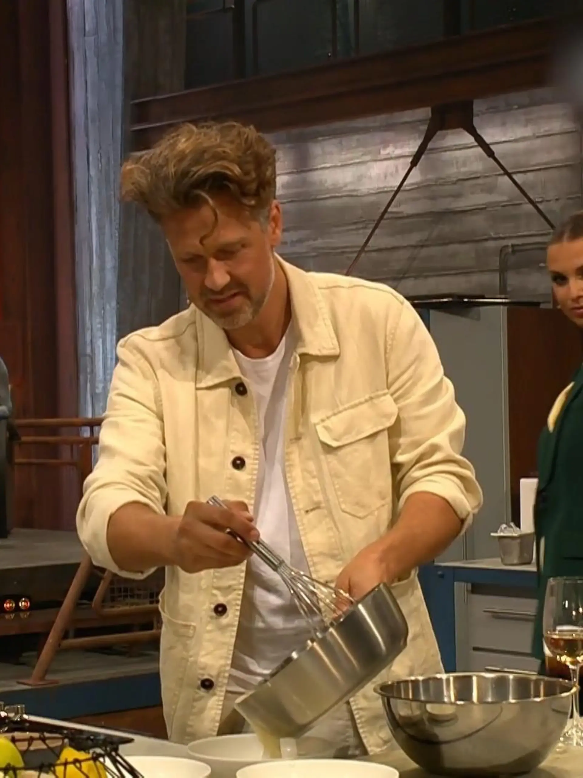 Bild zu: "Wayne Carpendale entpuppt sich bei „Grill den Henssler“ als Liebesexperte"