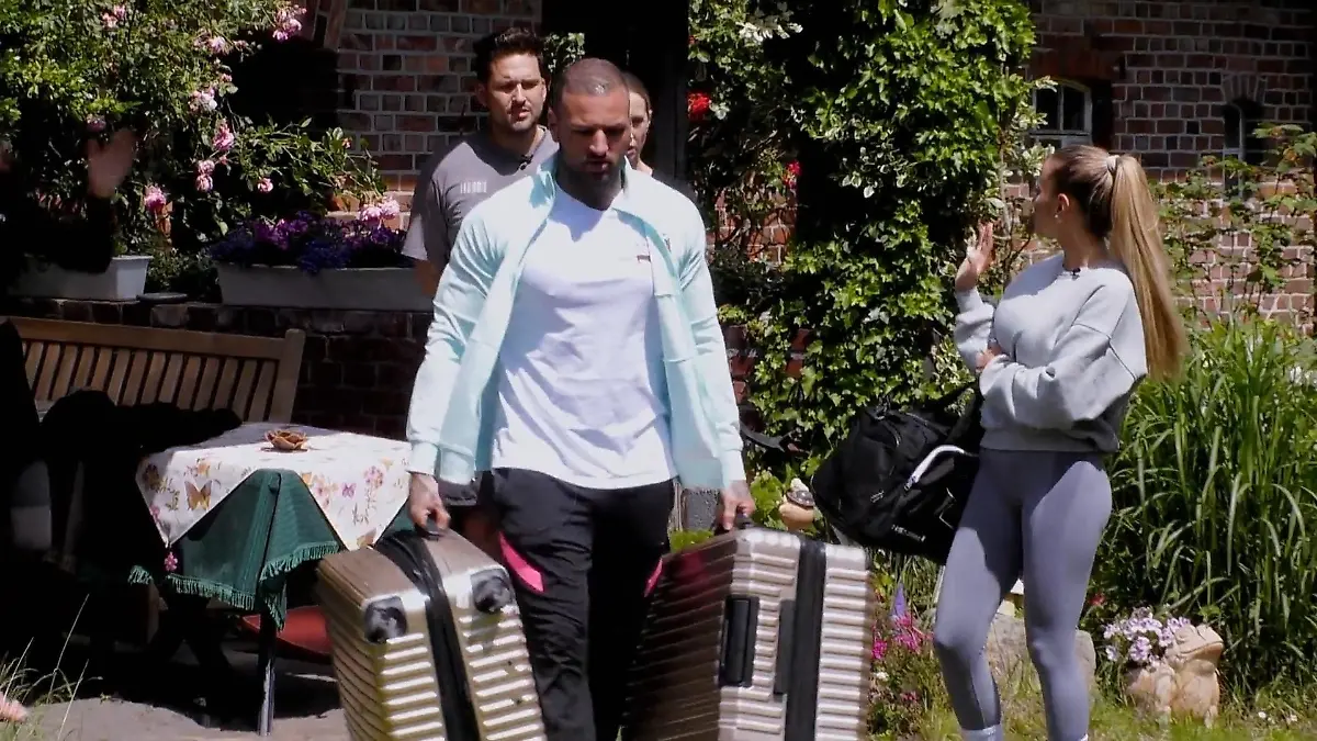 Platz 3: Diogo & Vanessa machen im Sommerhaus die Biege Das Aus kurz vorm Ziel