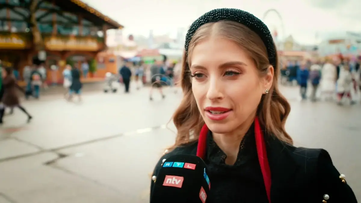 Cathy Hummels noch immer geschockt: "Schlimmster Albtraum" Nach Notlandung