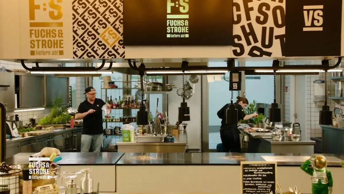 Diese Gäste haben sie nicht erwartet "Fuchs und Strohe liefern ab"