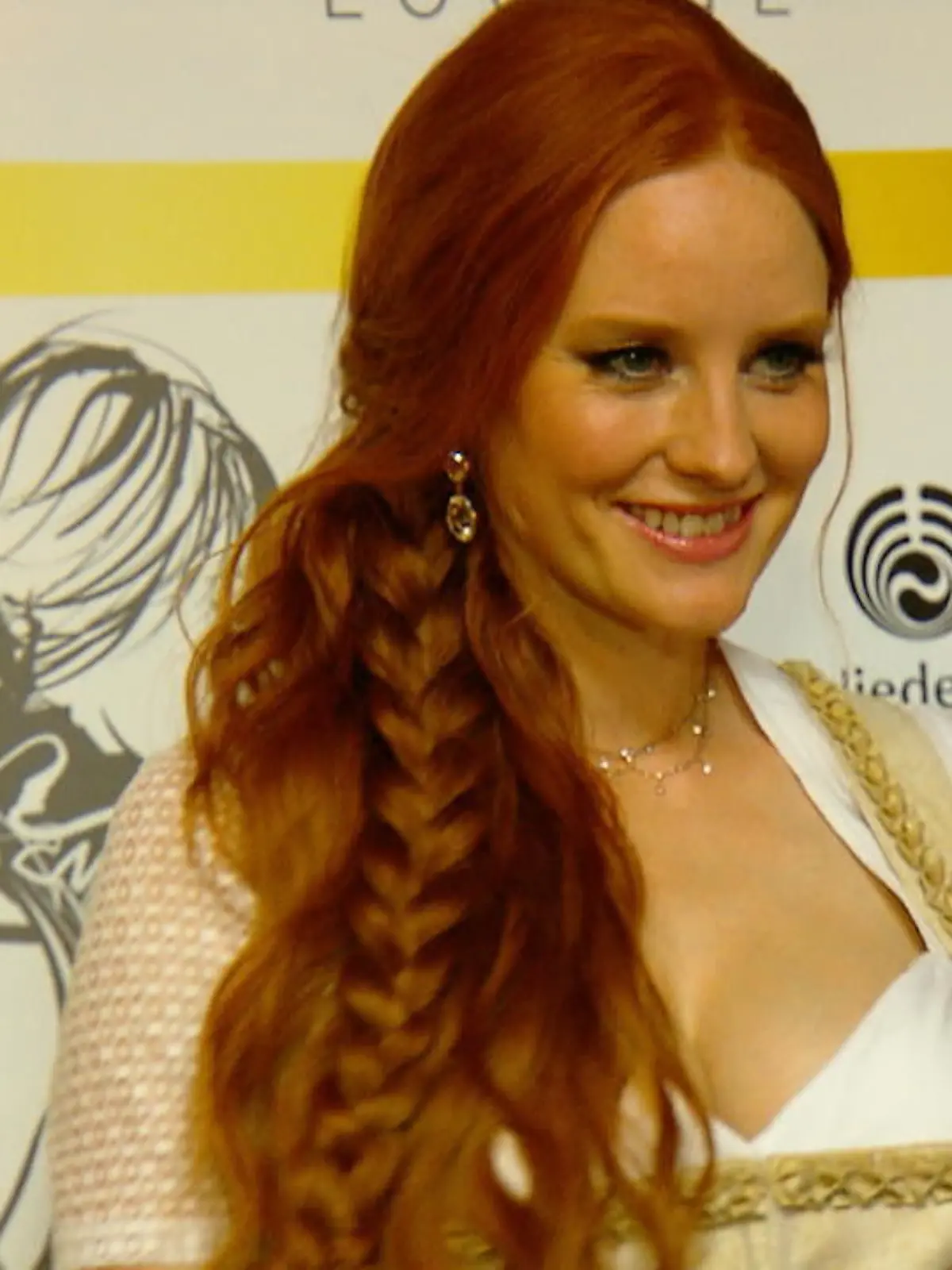 Bild zu: "Barbara Meier steht nackt im Laden"