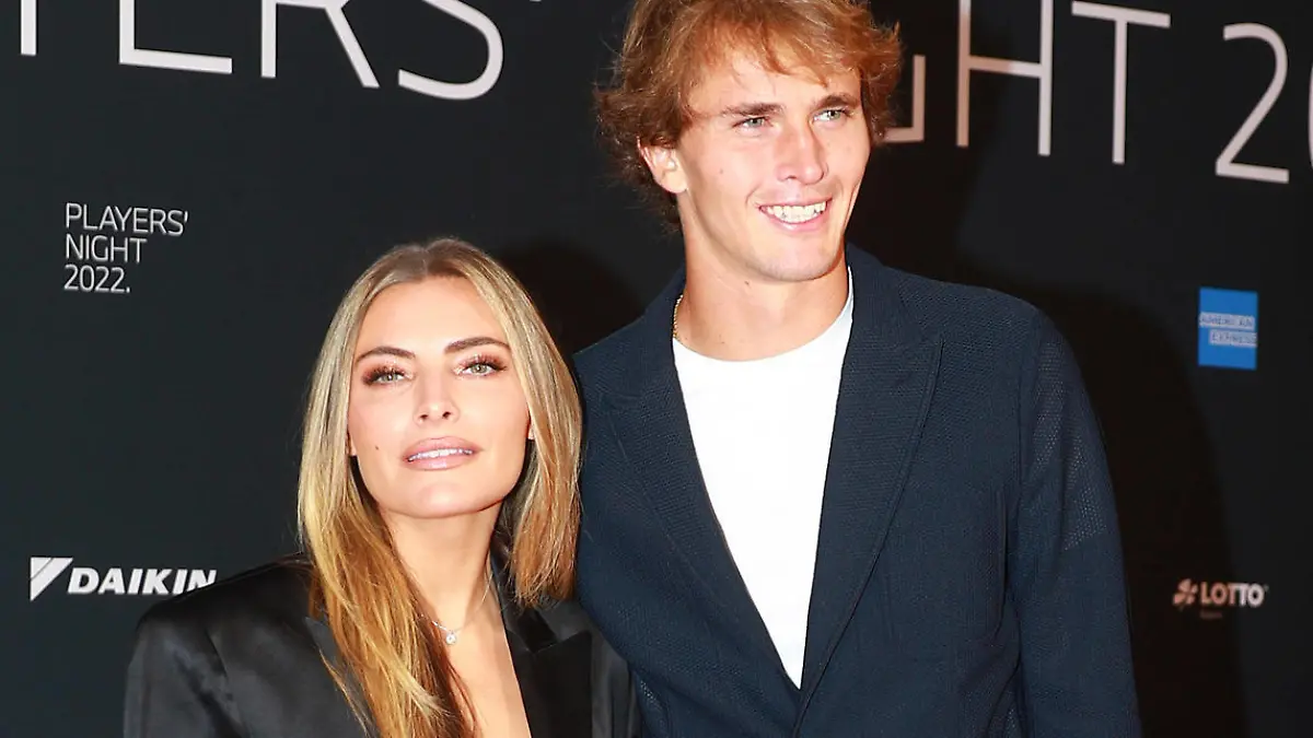 Schauspielerin Sophia Thomalla und Alexander Zverev / Tennis / Players Night des ATP, Tennis Herren Turniers BMW Open 2022 / Red Carpet-Event / 25.04.2022 / FOTO: Mladen Lackovic / LakoPress *** Actress Sophia Thomalla and Alexander Zverev Tennis Players Night of the ATP Tournament BMW Open 2022 Red Carpet Event 25 04 2022 PHOTO Mladen Lackovic LakoPress