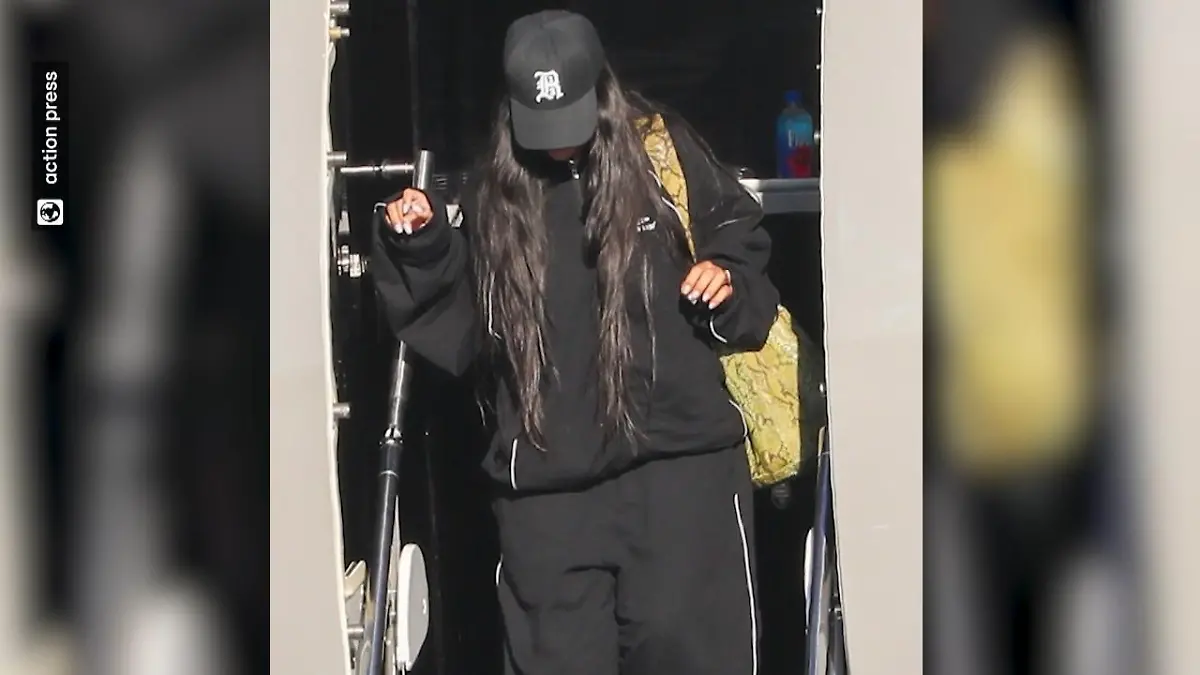 Rihanna und ASAP Rocky fliegen mit Baby Kind im Privatjet