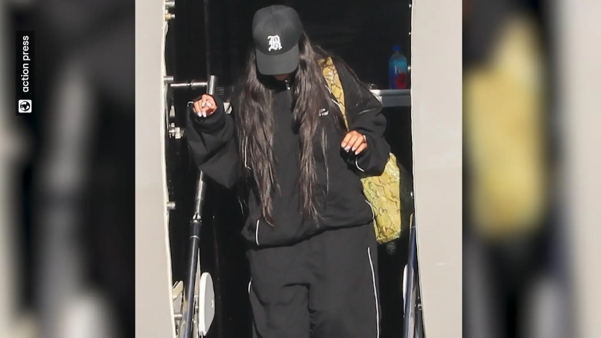 Rihanna und ASAP Rocky fliegen mit Baby Kind im Privatjet