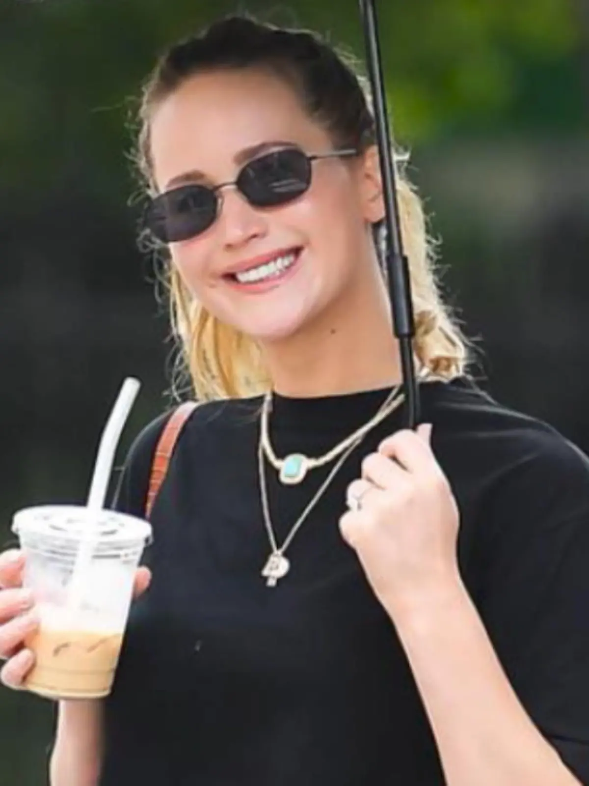 Bild zu: "Jennifer Lawrence gespotted"