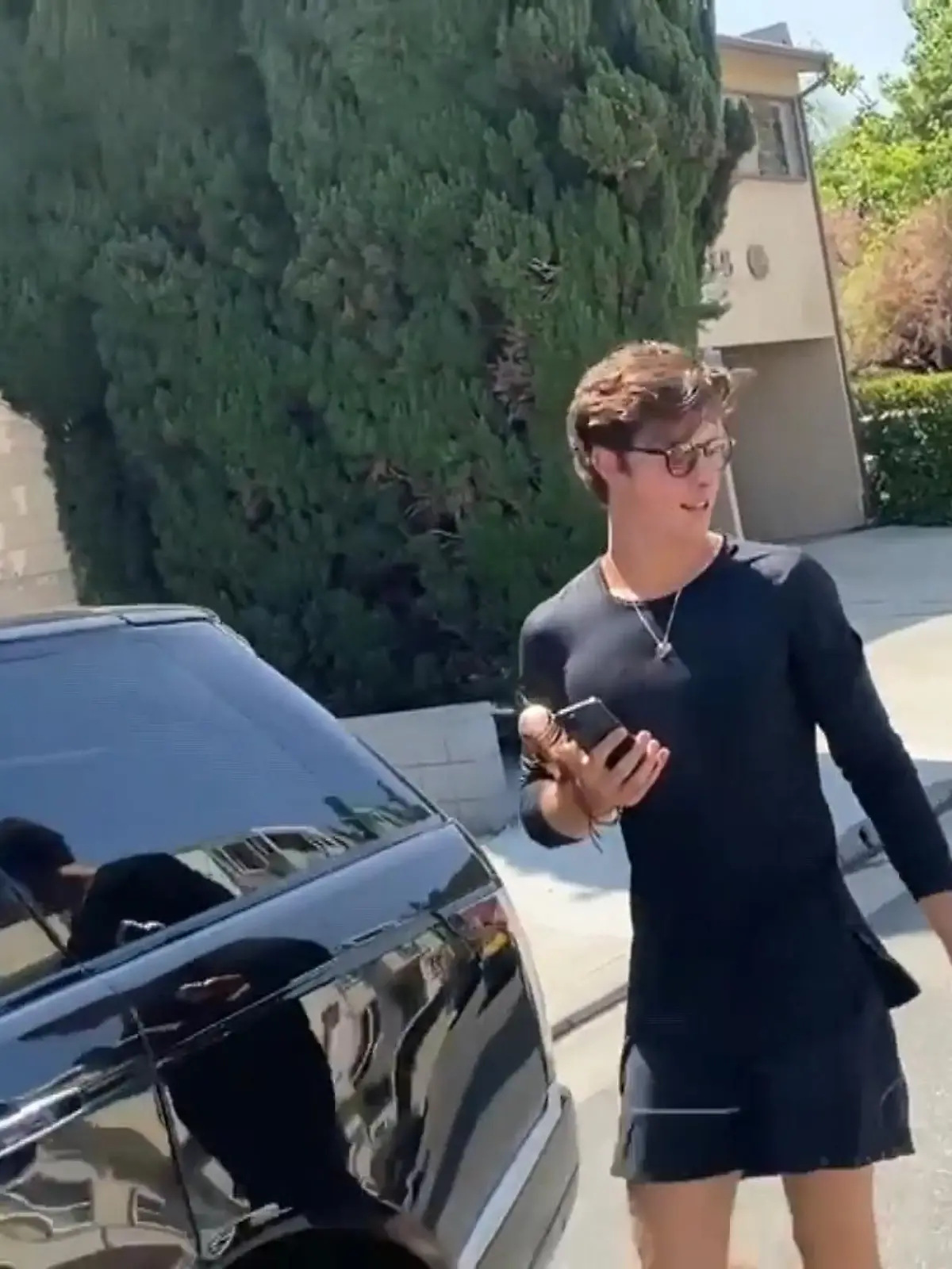 Bild zu: "Shawn Mendes sagt Rest seiner Welt-Tournee ab"