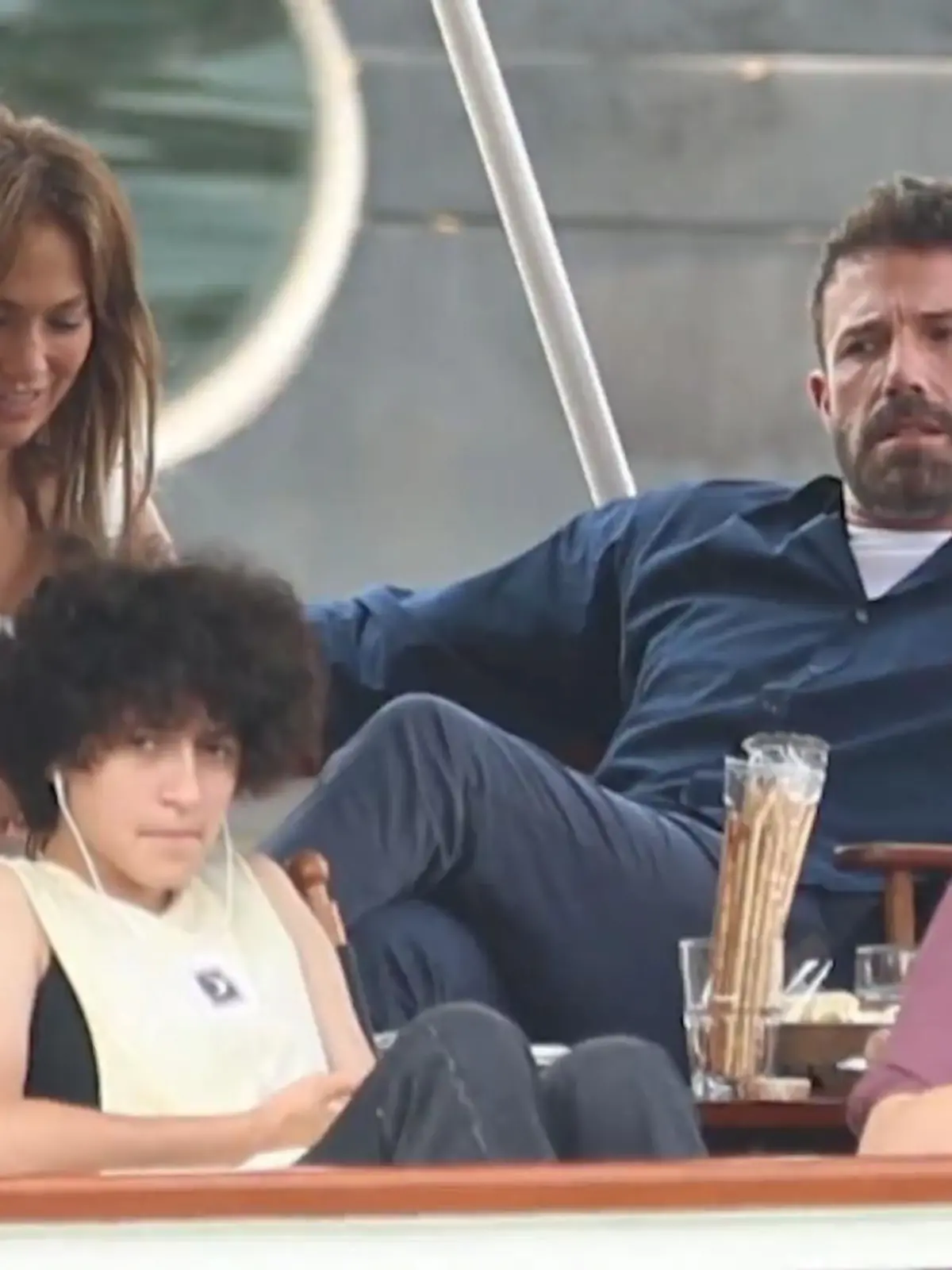 Bild zu: "Ben Affleck pennt in den Flitterwochen ein"