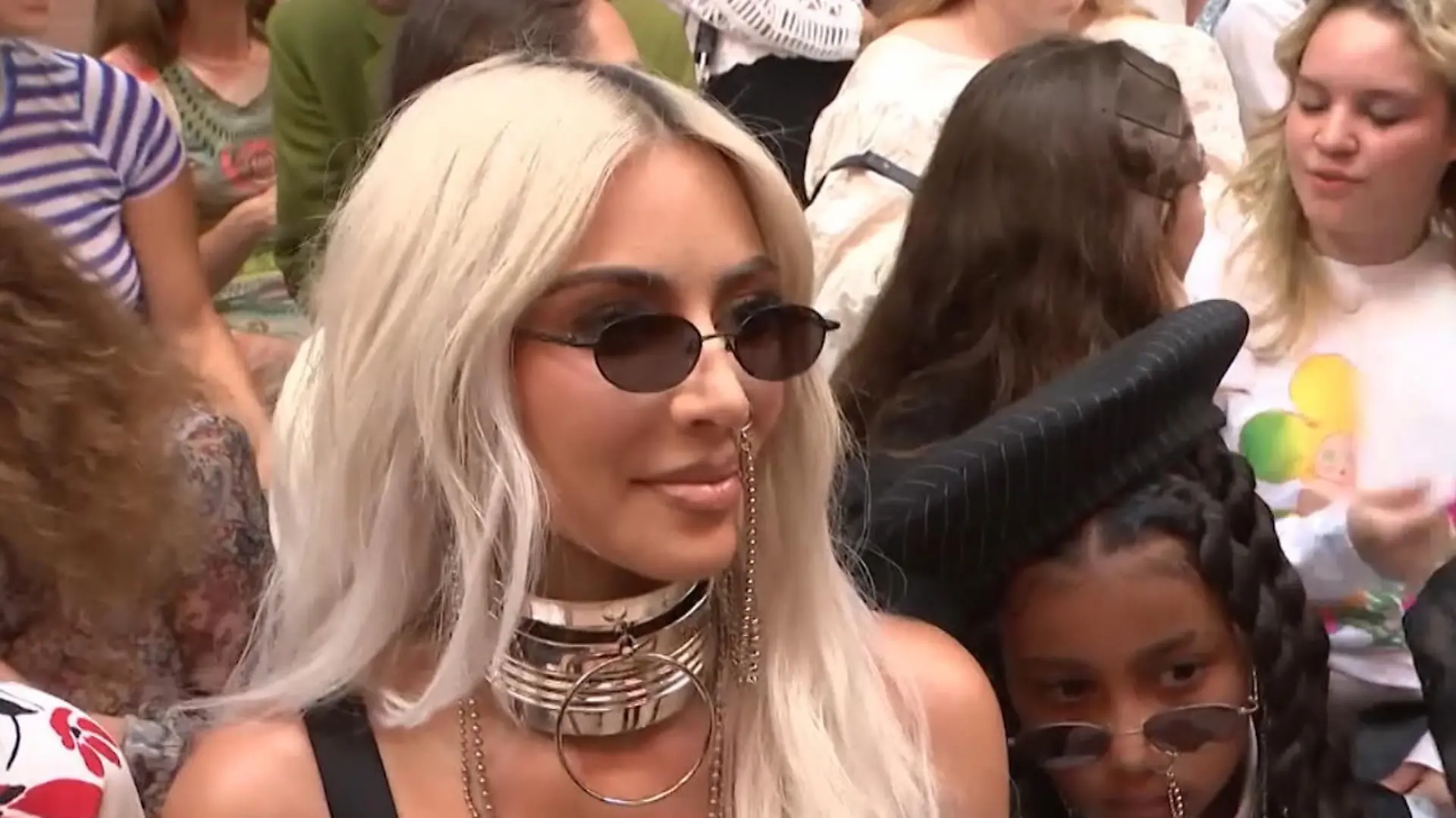 Wir treffen den Attentäter von 2016 Kim Kardashian in Paris überfallen