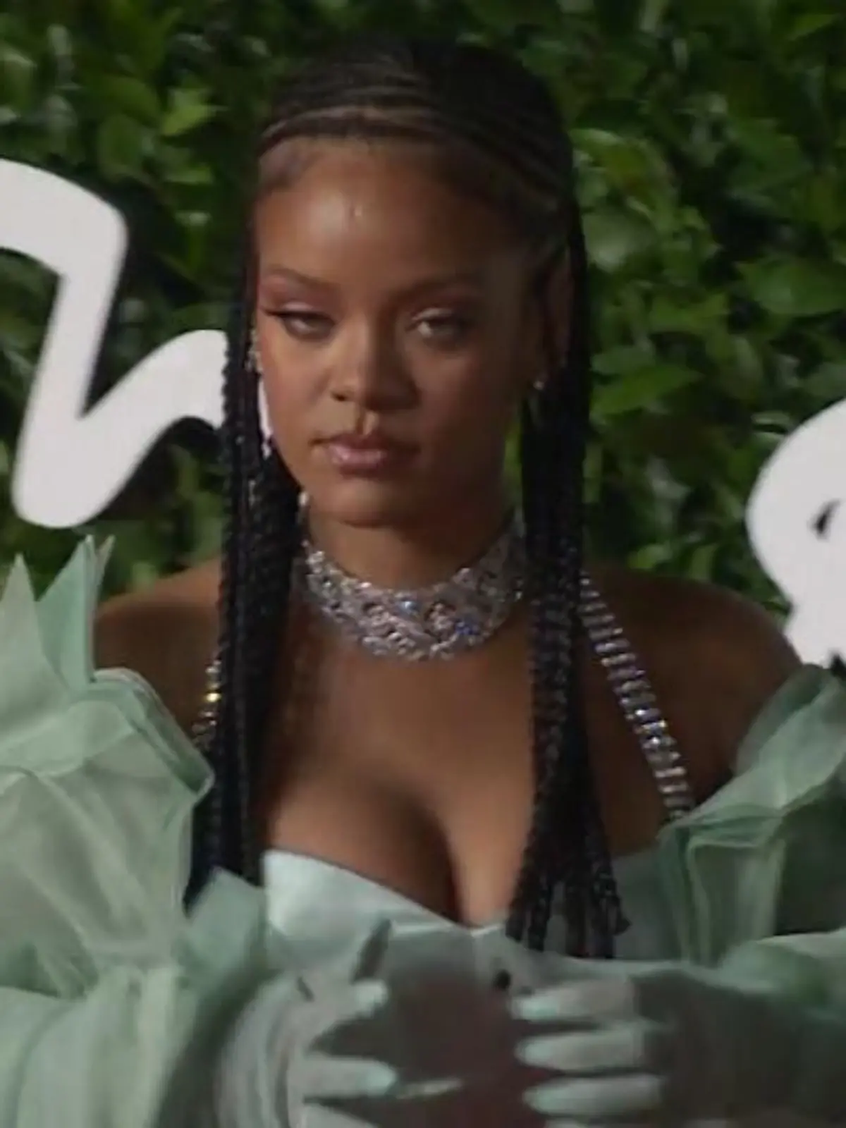 Bild zu: "Rihanna nach Geburt ihres Sohnes abgetaucht"