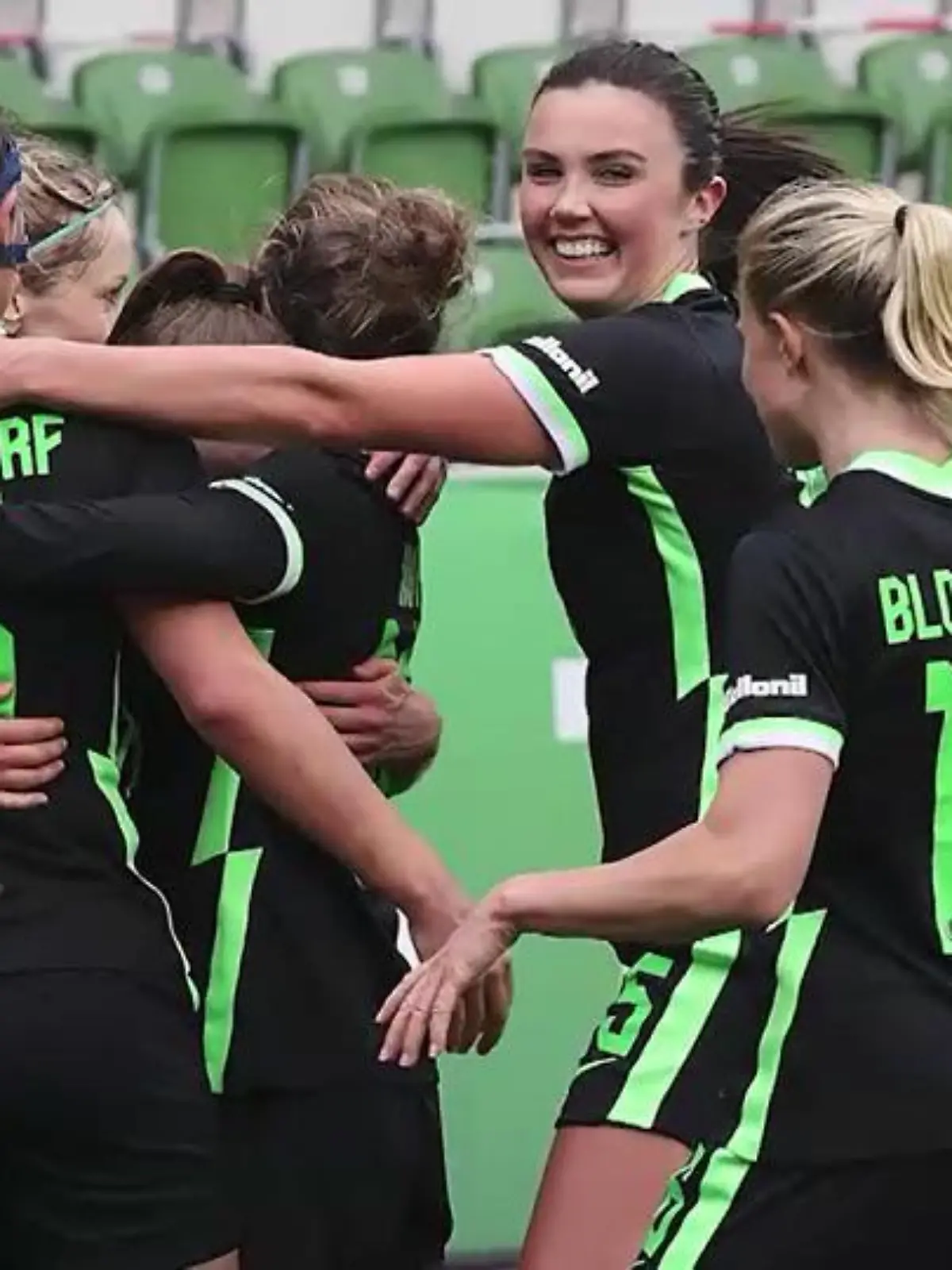 VFL Wolfsburg auf Siegeskurs. Hier beim DFB-Pokal-Halbfinale der Frauen gegen FC Bayern München.