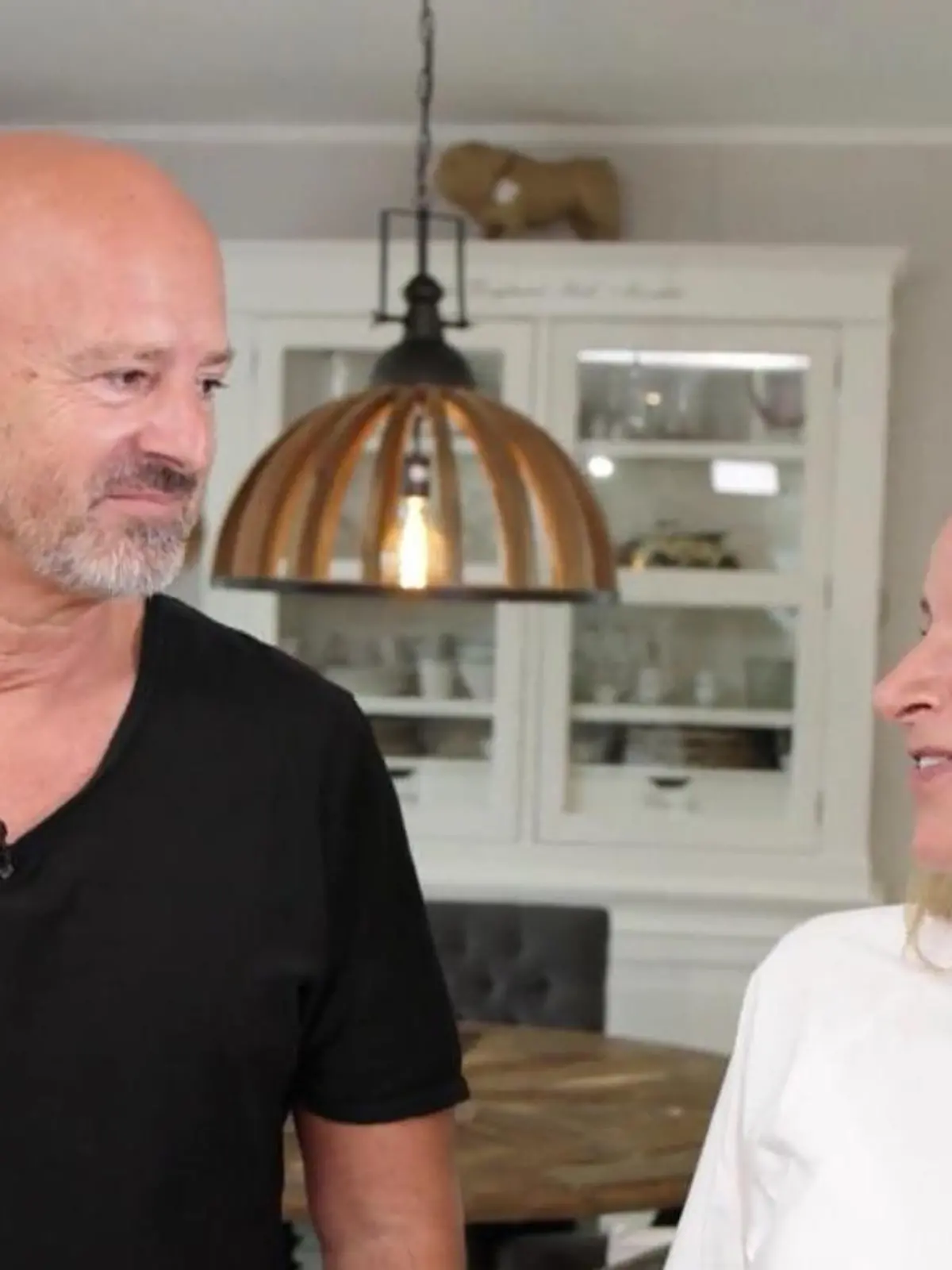 Stolz, glücklich und jetzt auch schlank! Seine Frau Nicole geht mit Detlev Steves im wahrsten Sinne des Wortes durch dick und dünn.