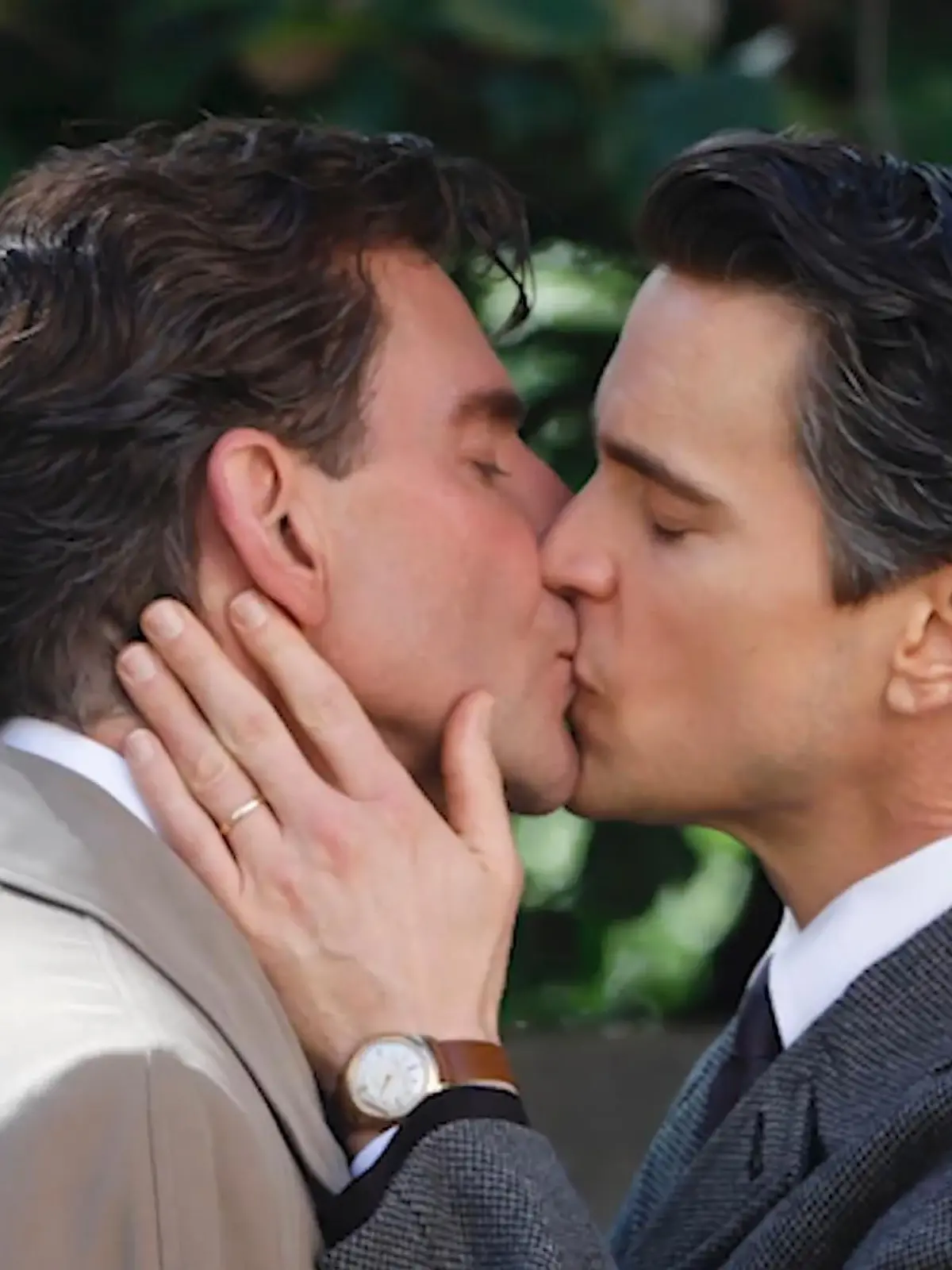 Bild zu: "Steht Bradley Cooper jetzt auf Männer?"