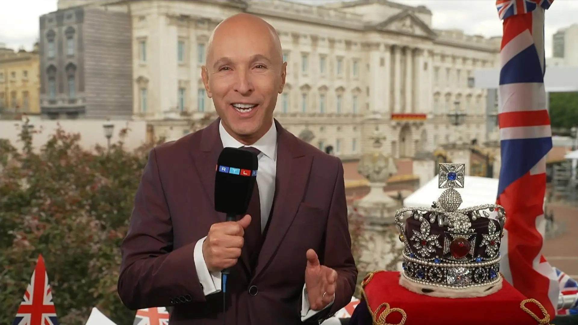 Michael Begasse: "Die gesamte Welt blickt nach London" Royal-Experte vor Ort