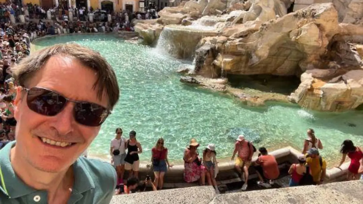 Bundesgesundheitsminister postet Urlaubsbild auf Instagram.