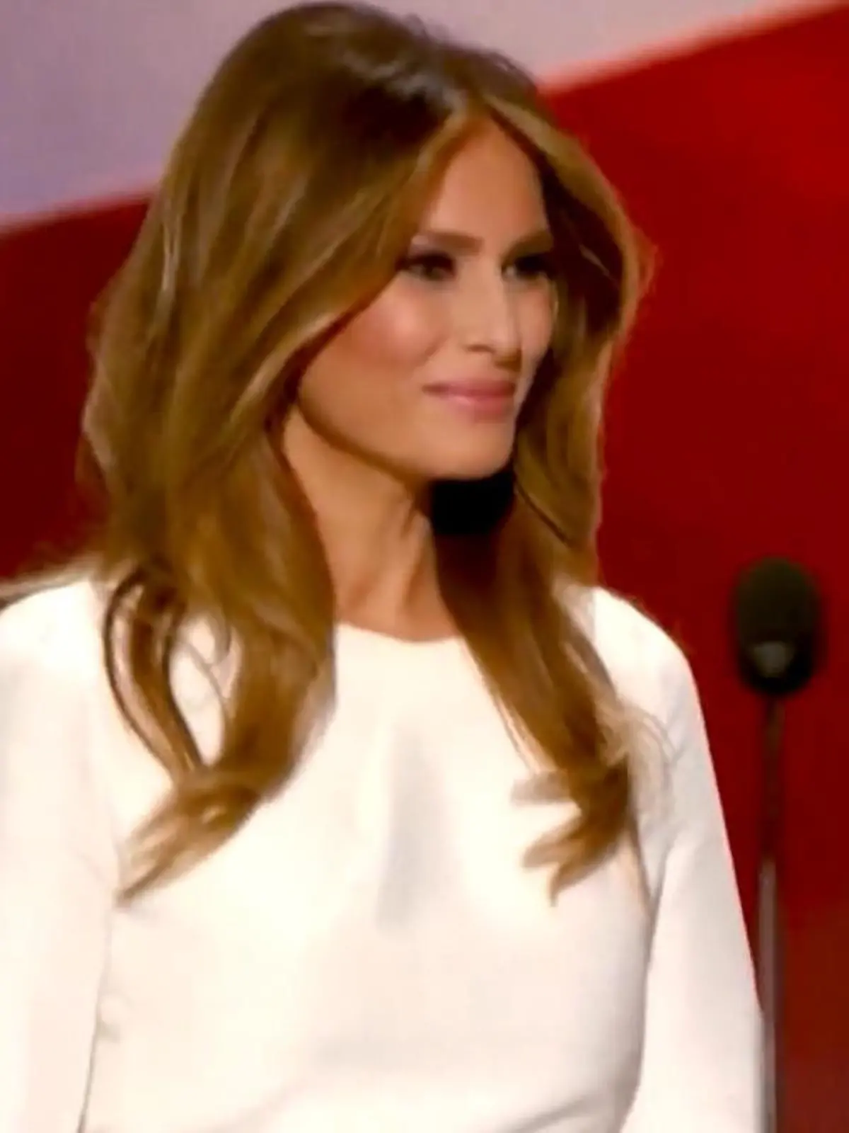 Bild zu: "Melania Trump meldet sich zurück"