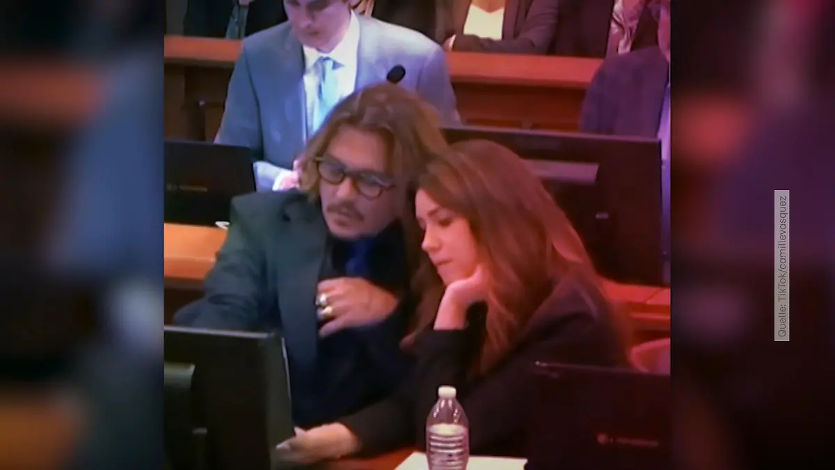 Was läuft da zwischen Johnny Depp & seiner Anwältin? Tiefe Blicke, breites Grinsen, intime Berührungen