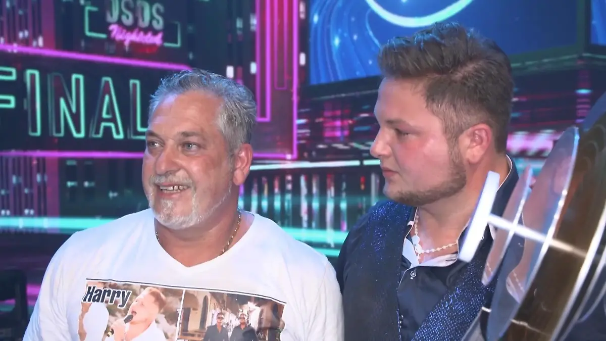 Harrys Papa ist überglücklich Superstar Harry Laffontien