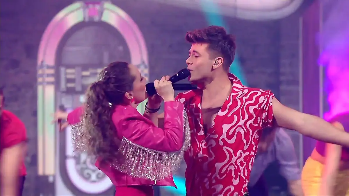 Dominik und Amber fegen auf der DSDS-Bühne alles davon Sexy trifft auf süß