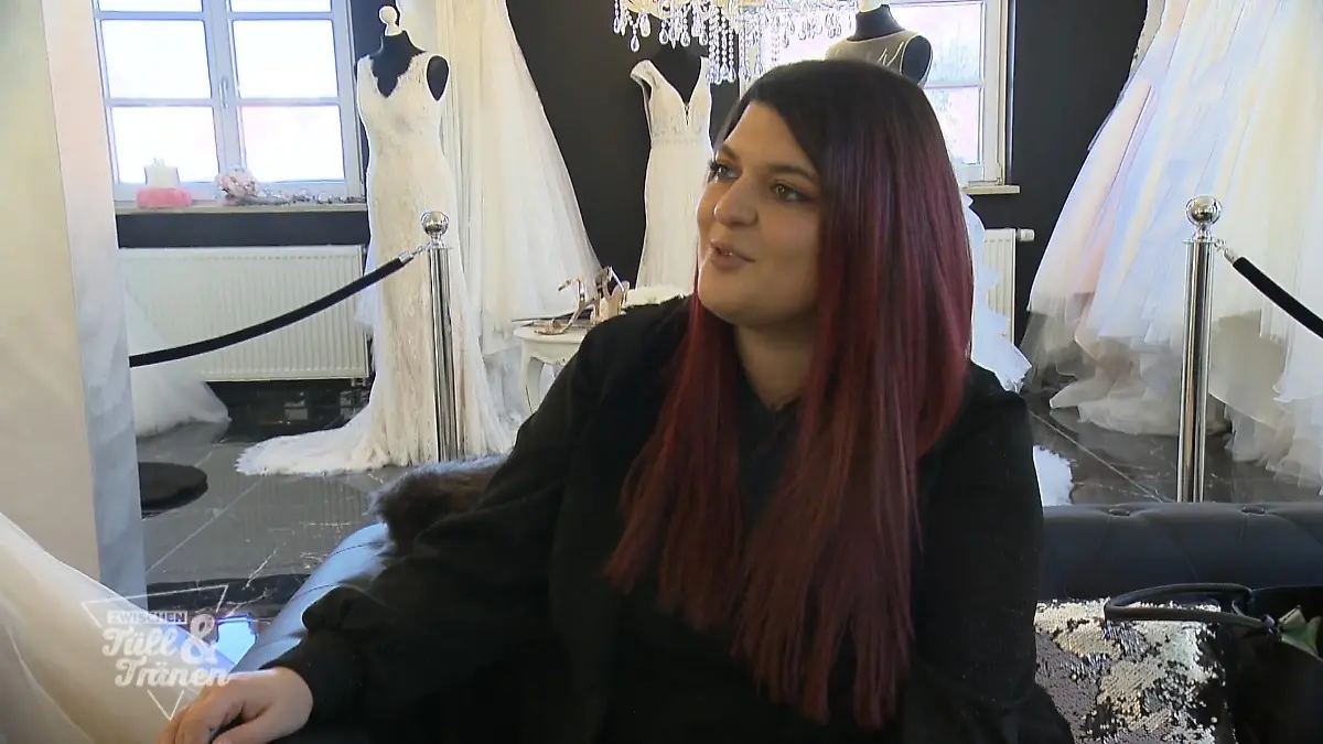 Braut Seniz ist Kleiderfan Hosen trägt sie gar nicht