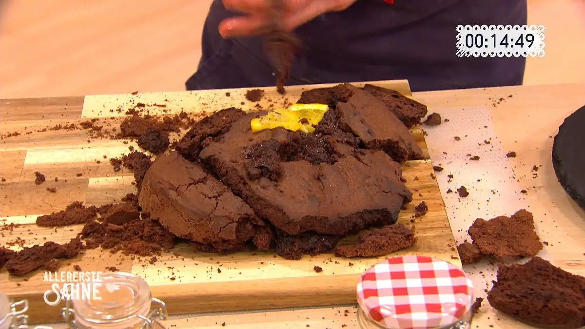 Zu wenig Creme ... kaputter Boden ... Das wird knapp!